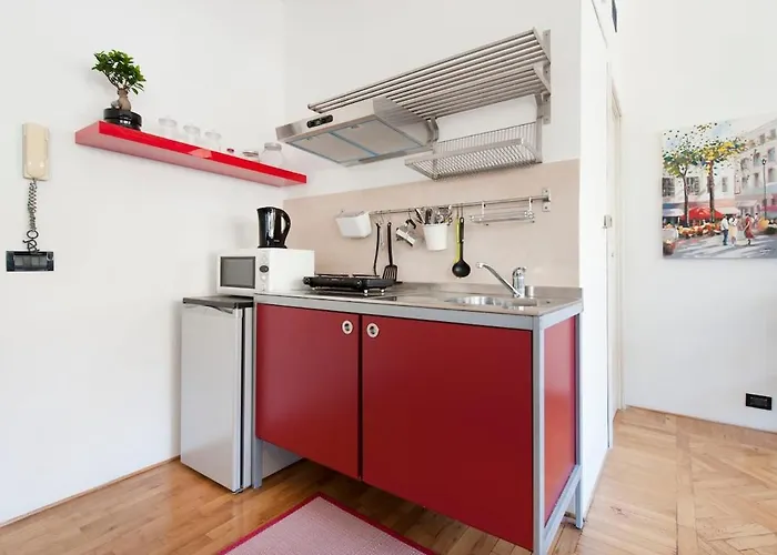 Modern In Heart Of Apartment